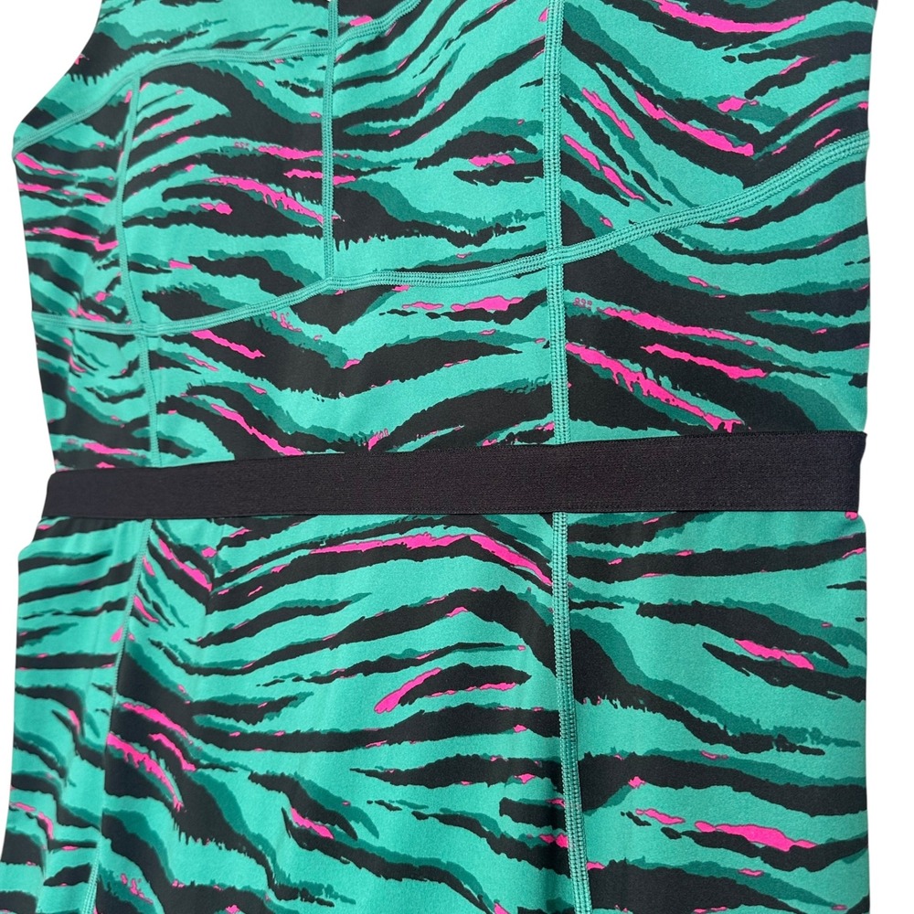 Fabletics Bodysuit Jumpsuit Motion 365+ Tiger Print Cutout‎ Green Black Pink XL - Picture 9 of 16